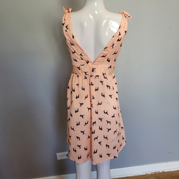 Farm Rio Greyhound Print Dress, VGUC, Size M - Picture 3 of 8